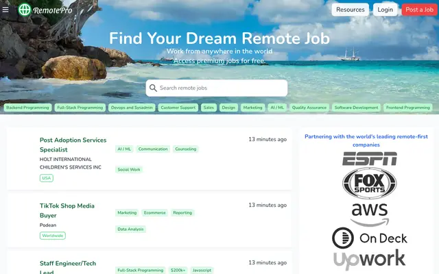 Screenshot of RemotePro: Remote Jobs Worldwide — Start Your Career Now